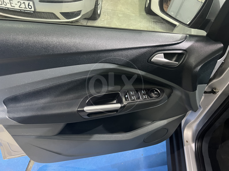 FORD C MAX GRANDE 1.6 TDCi