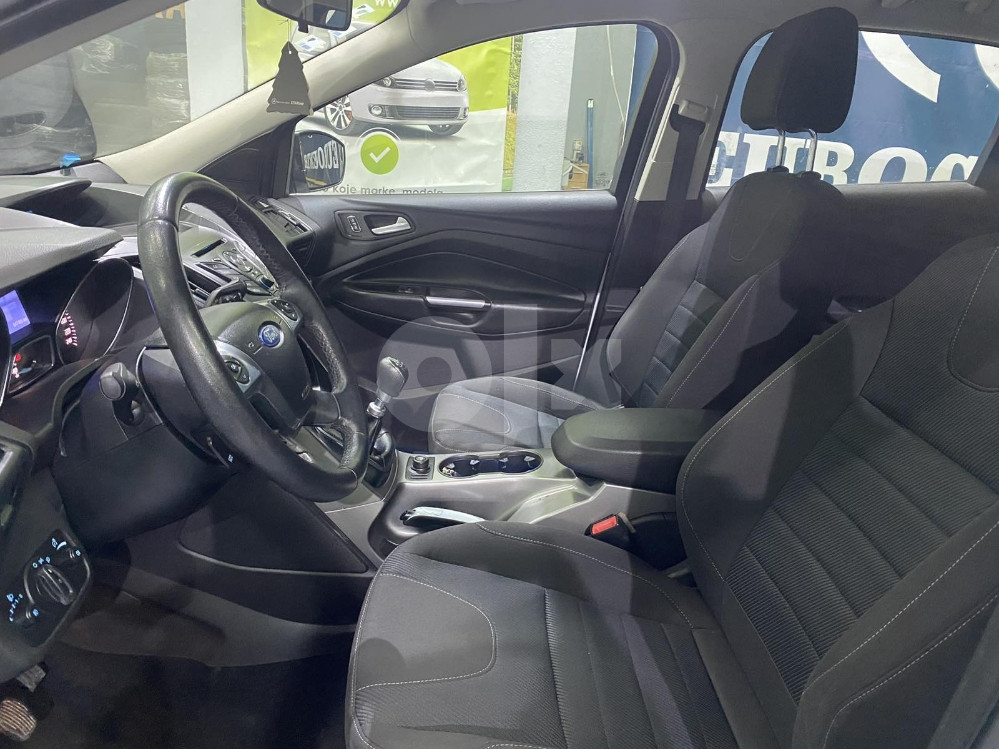 FORD KUGA 2.0