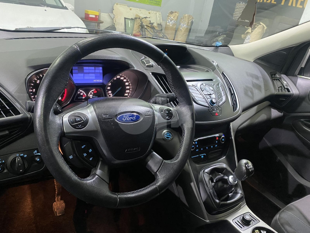 FORD KUGA 2.0