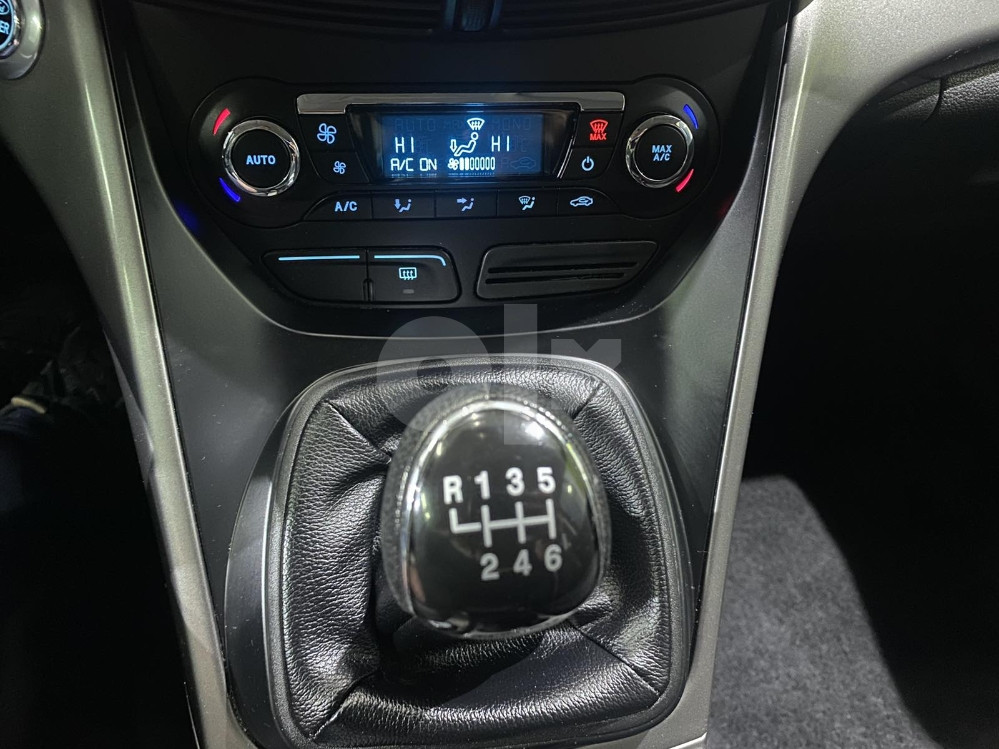 FORD KUGA 2.0