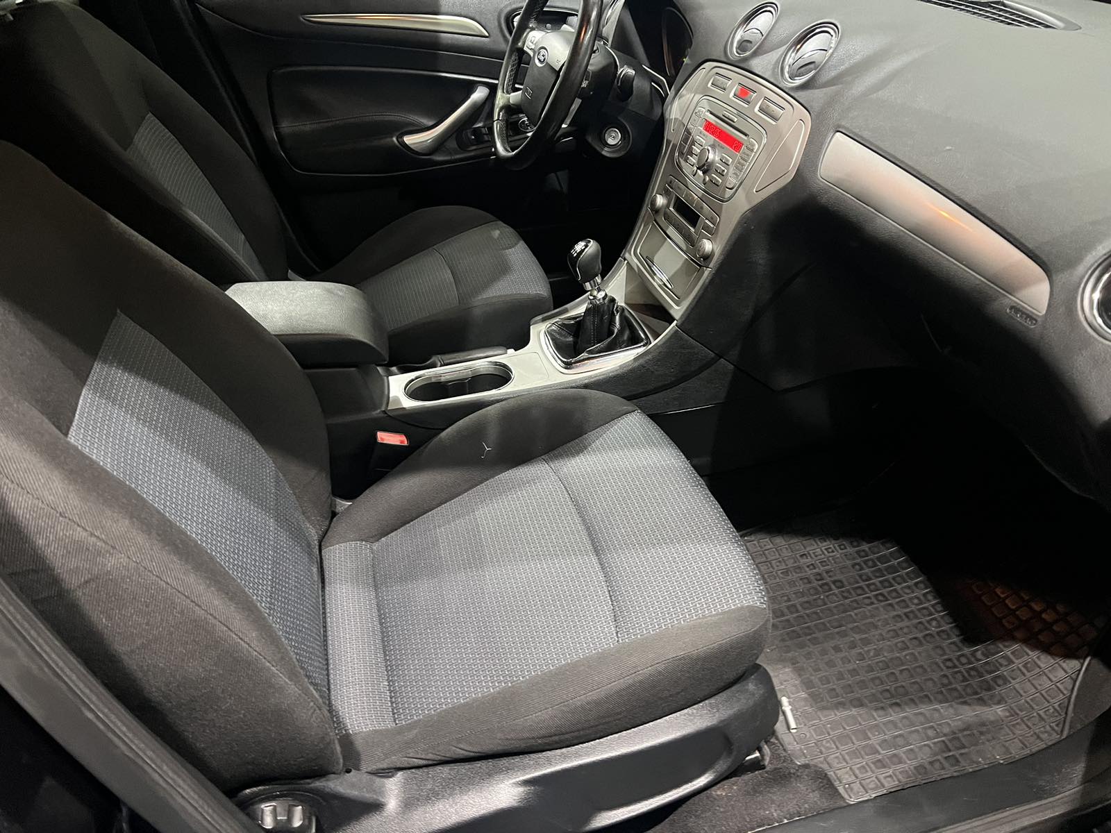 FORD MONDEO 2.0 TDCI, 2008 GODINA, REGISTROVAN