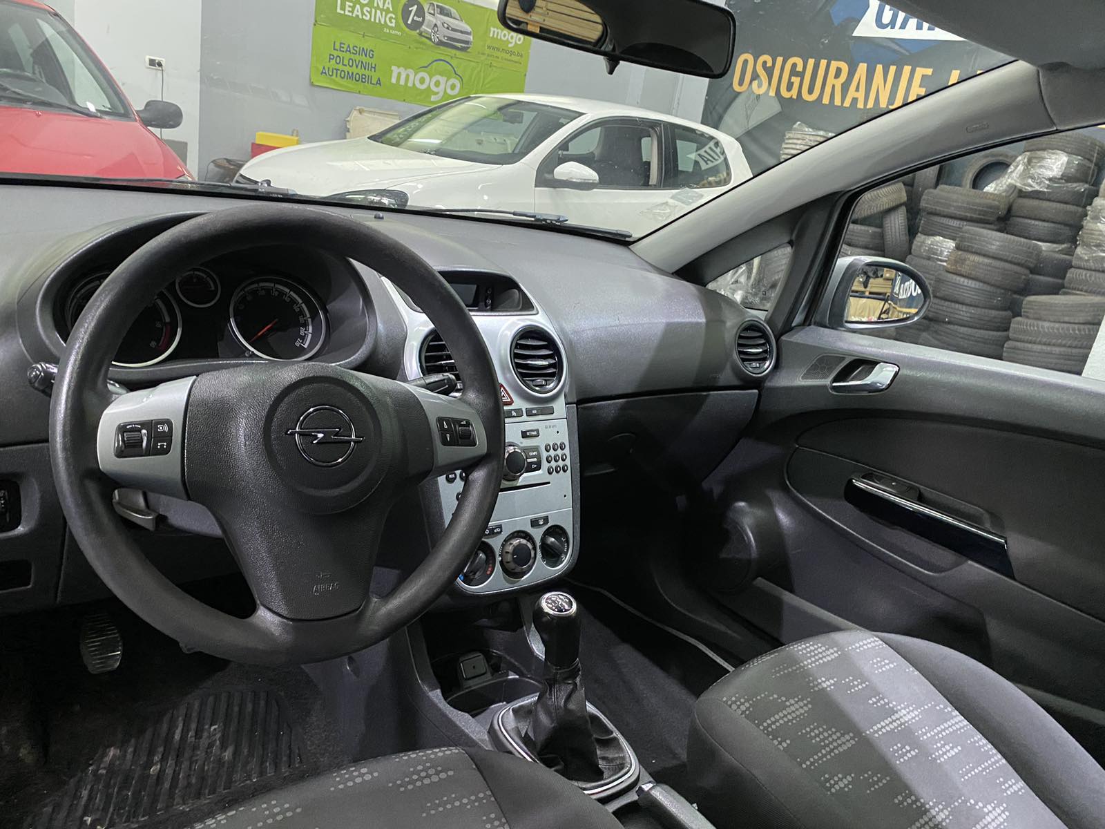 OPEL CORSA 1.3 CDTI , 2012 GODINA, VOLAN S KOMANDAMA