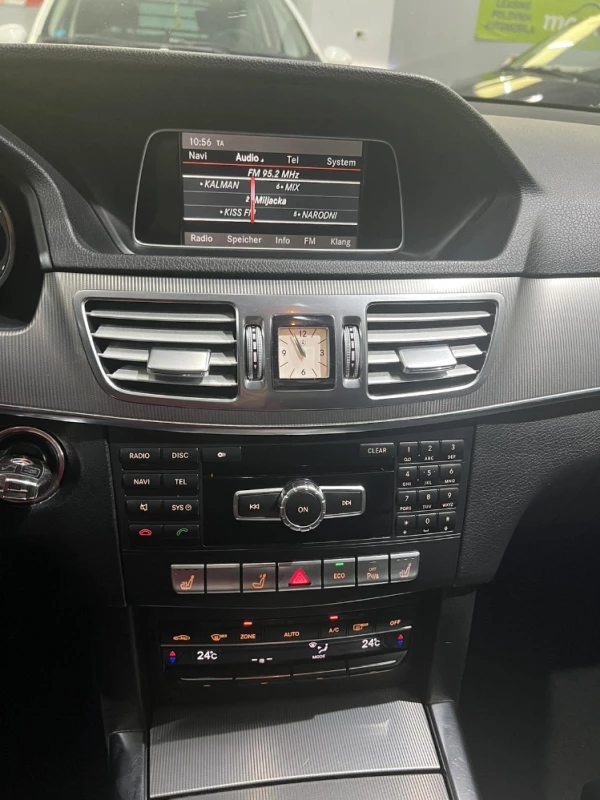 Mercedes-Benz E220 AMG DESIGN