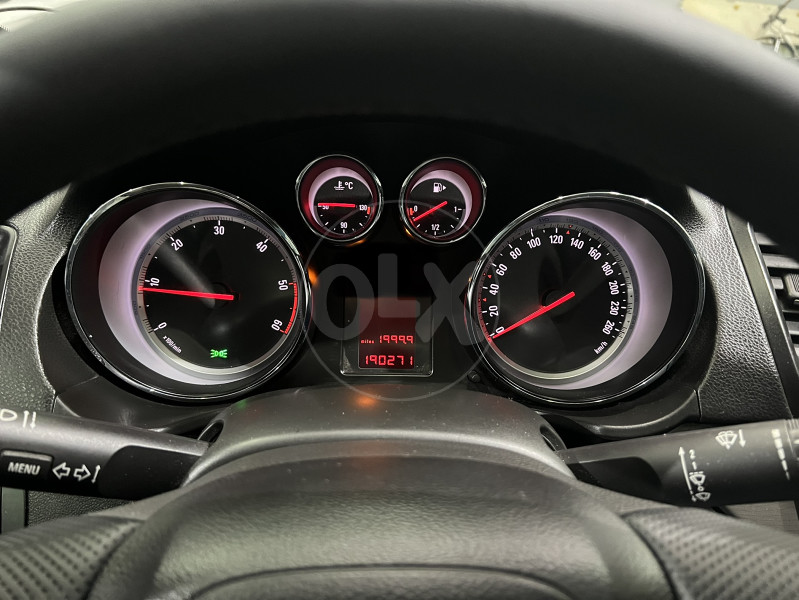 OPEL INSIGNIA 2.0 CDTI SPORTS TOURER