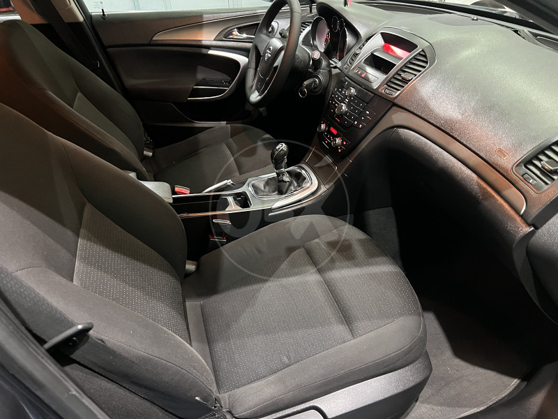 OPEL INSIGNIA 2.0 CDTI SPORTS TOURER