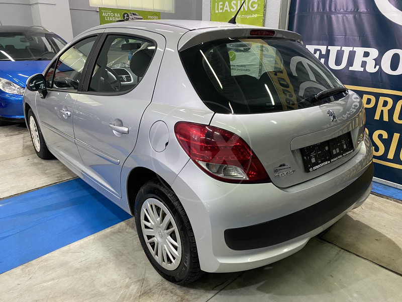 PEUGEOT 207 1.4 HDI