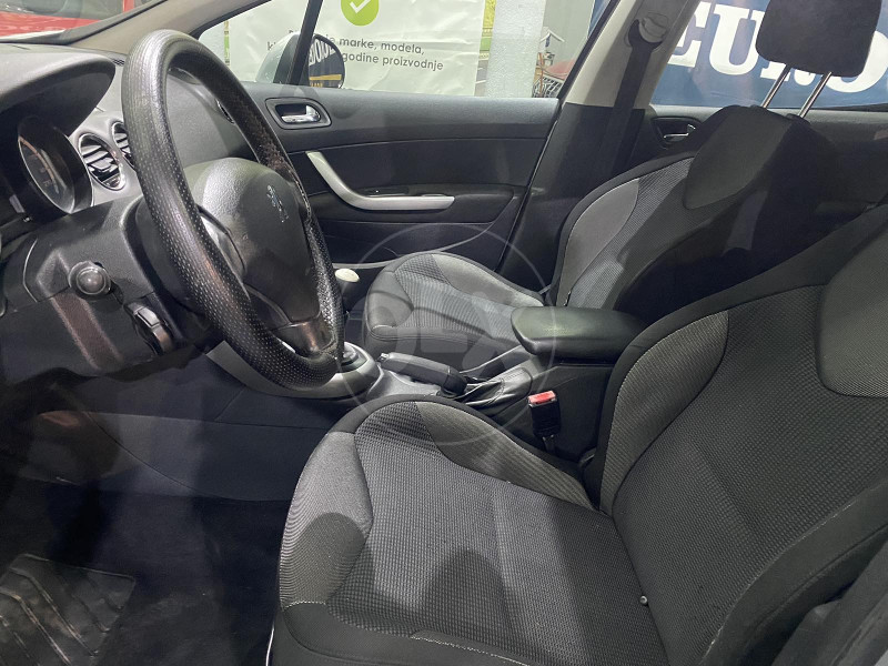 PEUGEOT 308 1.6 HDI
