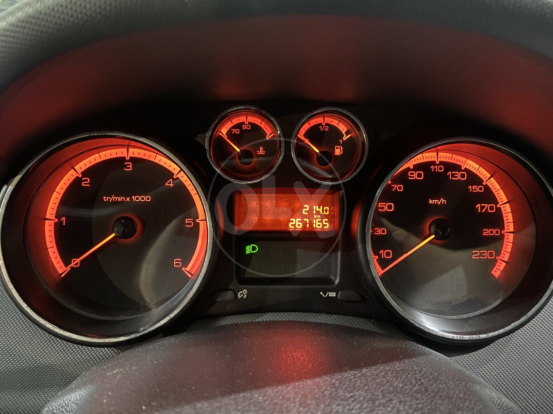 PEUGEOT 308 1.6 HDI