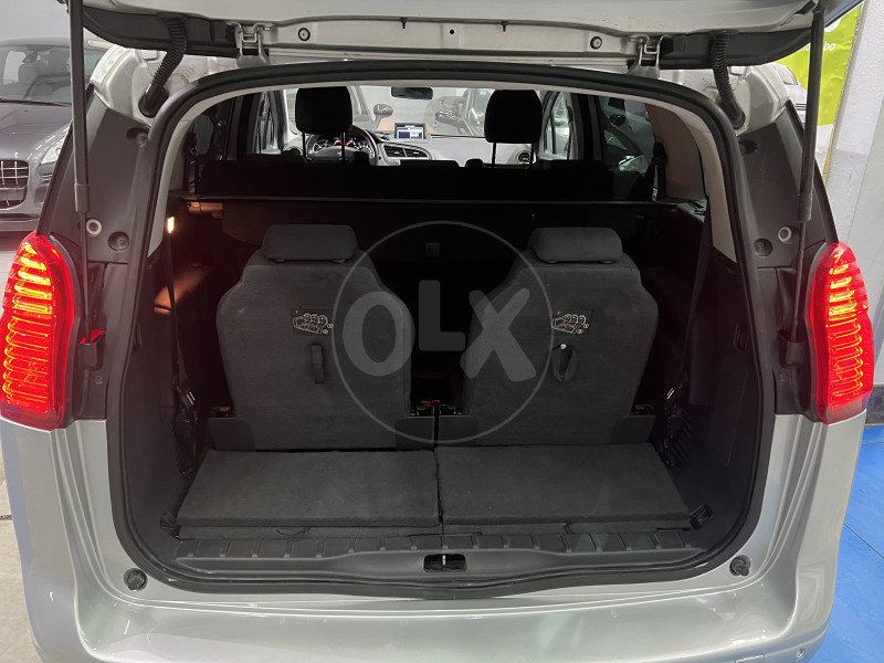 PEUGEOT 5008 1.6 HDI,7 SJEDISTA, AUTOMATIK, NAVIGACIJA