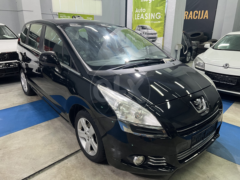 PEUGEOT 5008 AUTOMATIK
