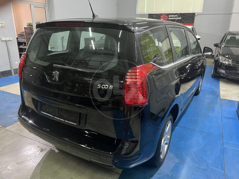 PEUGEOT 5008 AUTOMATIK