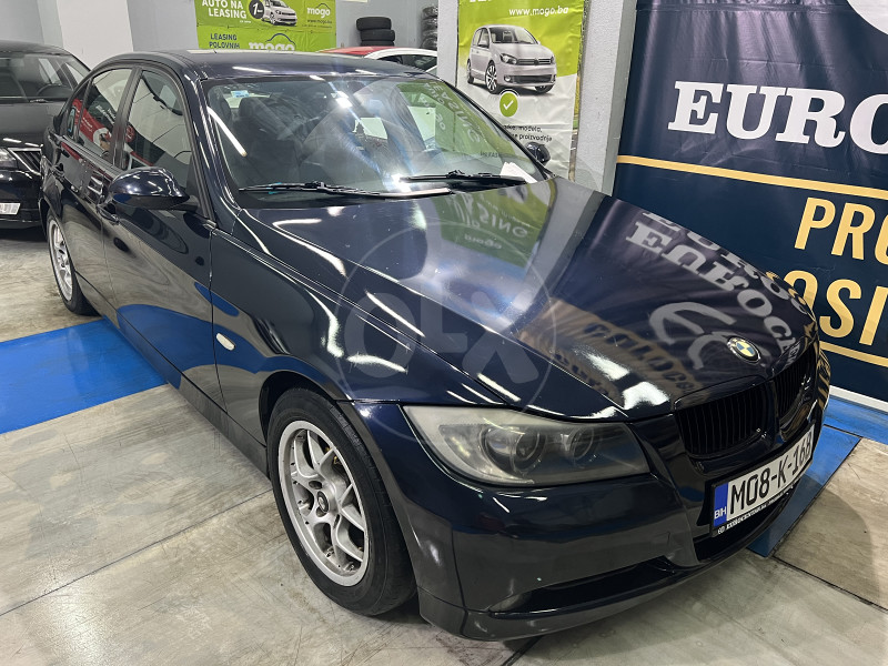 BMW 320i