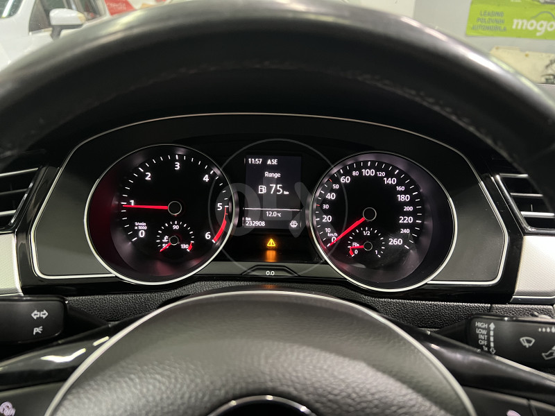 VW PASSAT B8 4MOTION 2.0 TDI