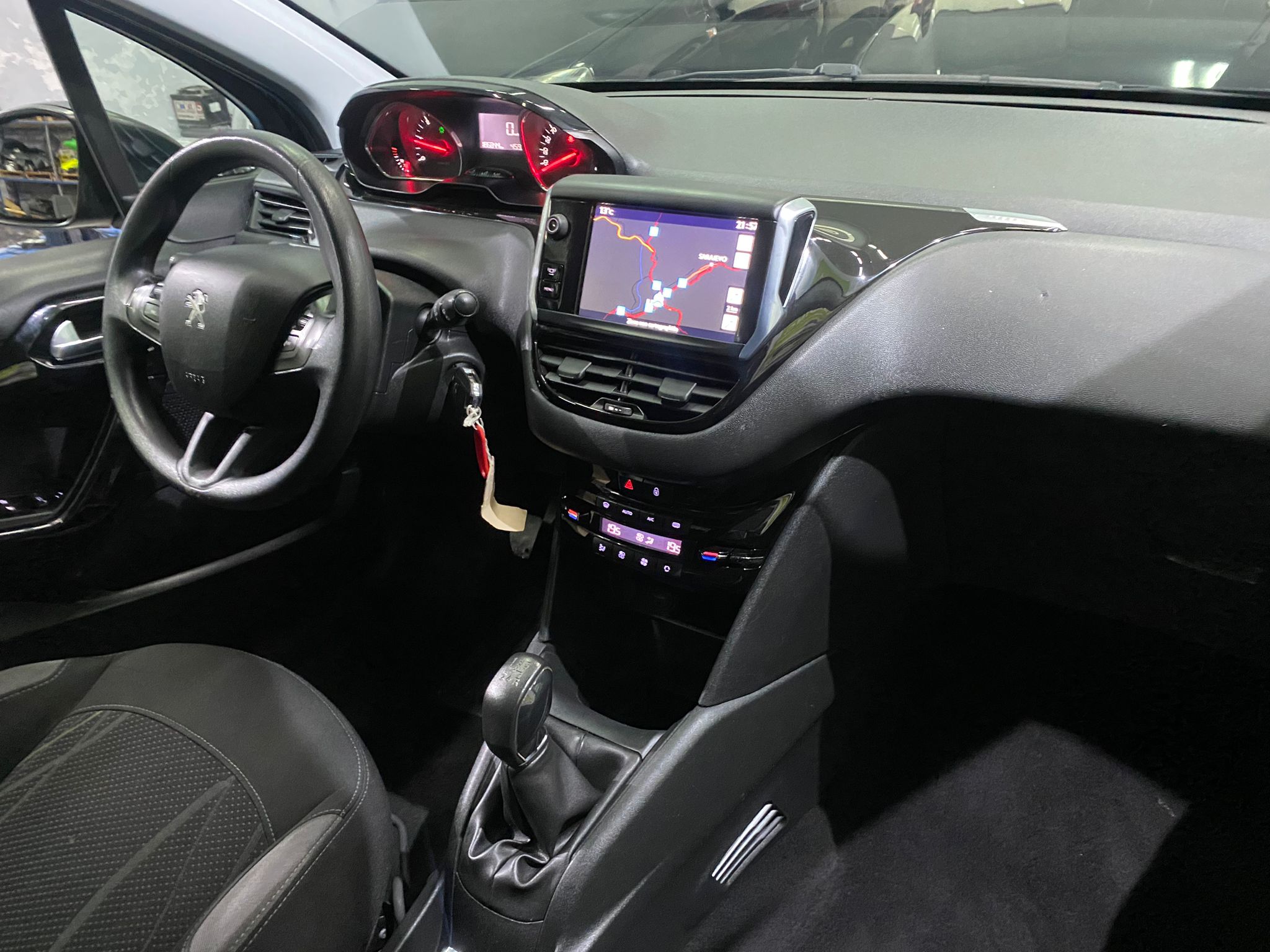 PEUGEOT 208 1.6 HDI,2014 GODINA, KLIMA