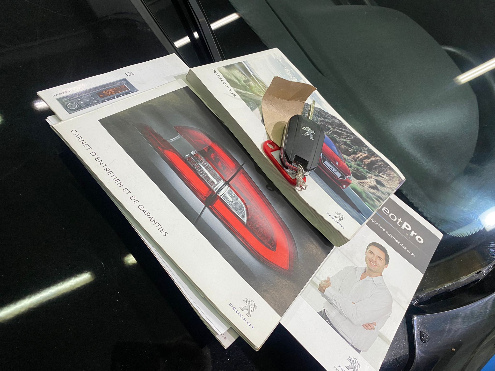 PEUGEOT 208 1.6 HDI,2014 GODINA, KLIMA