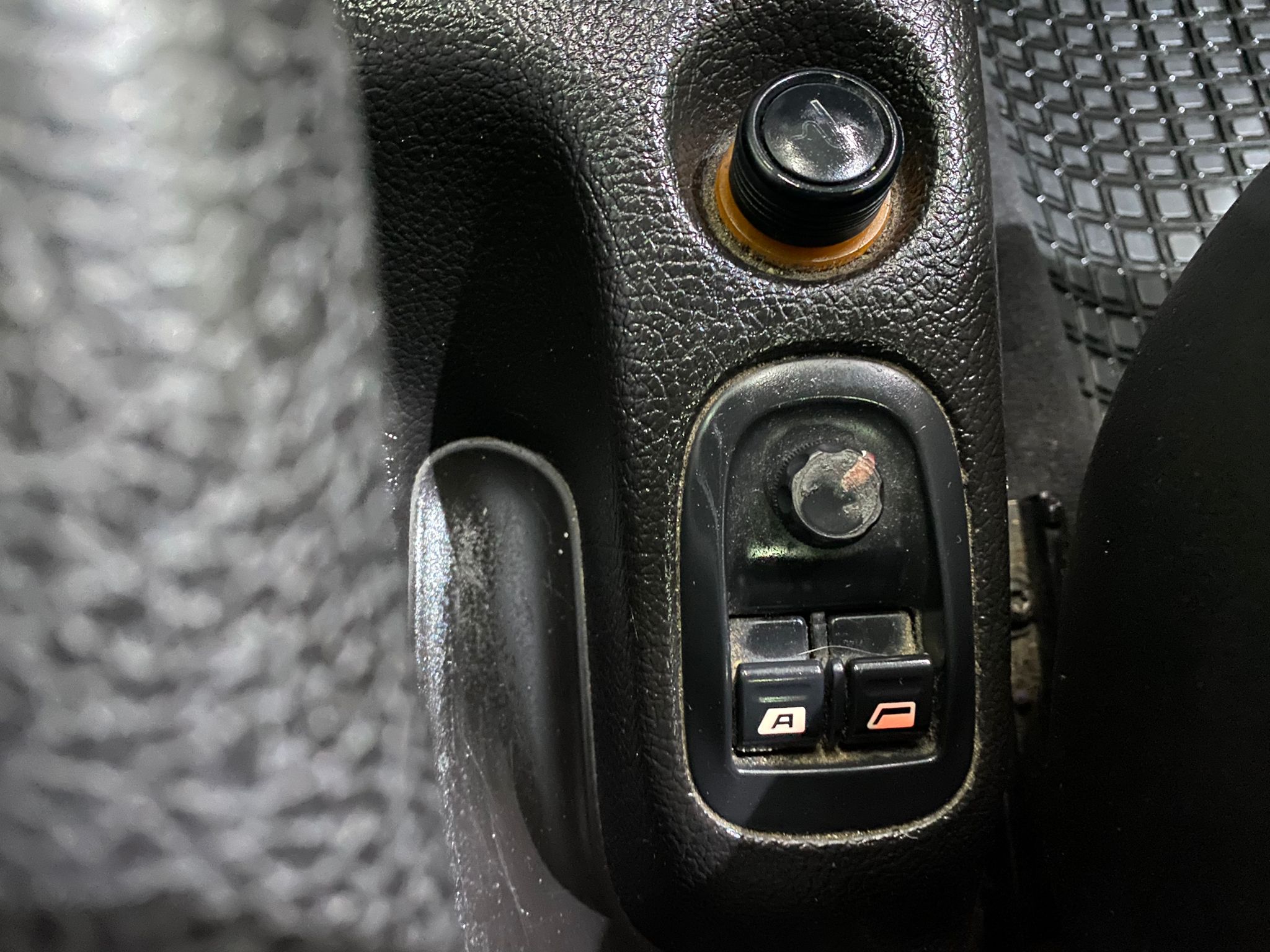 PEUGEOT 206 2.0 BENZIN, KABRIOLET,KOŽA,2001 GOD.