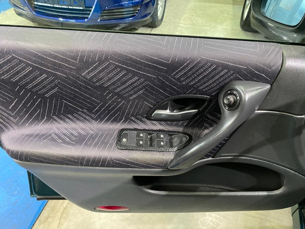 RENAULT LAGUNA 1.9 DCi, 2004 GOD, KLIMA