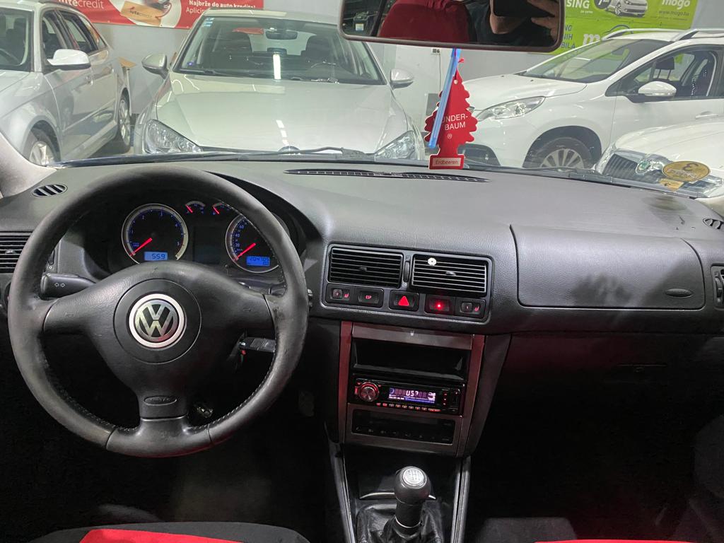VOLKSWAGEN GOLF IV 1.9 TDI, 2002 GODINA, REGISTROVAN