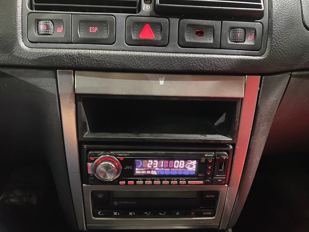 VOLKSWAGEN GOLF IV 1.9 TDI, 2002 GODINA, REGISTROVAN