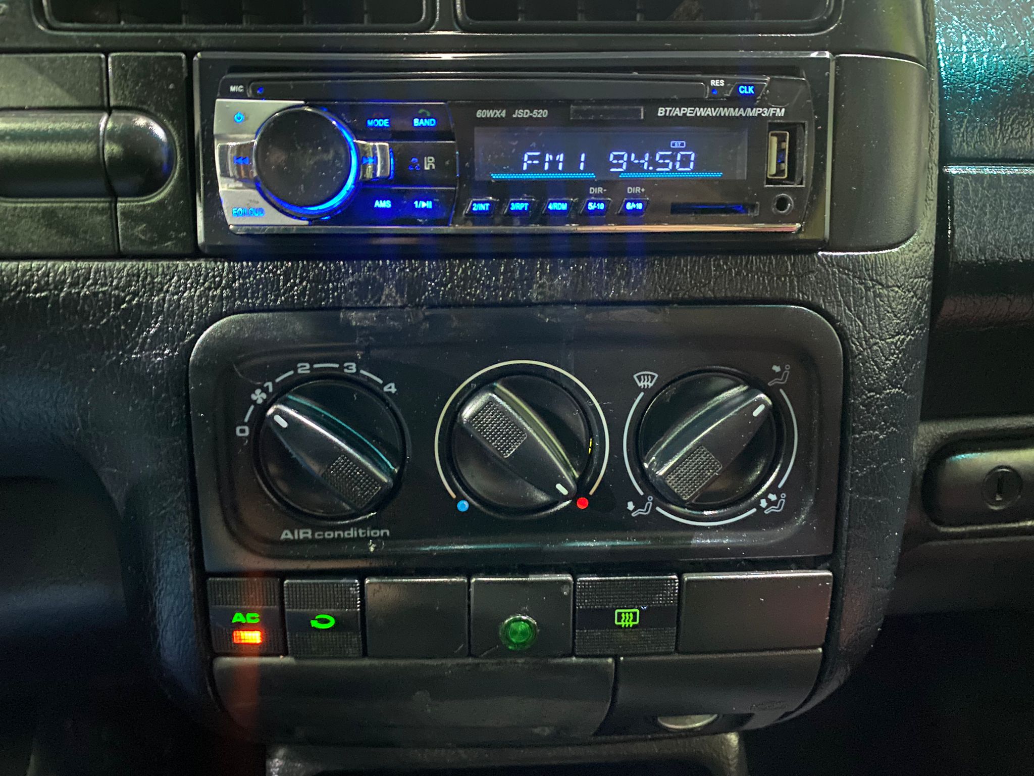 VW GOLF III 1.9 TDI KARAVAN, 1997 GOD, KLIMA