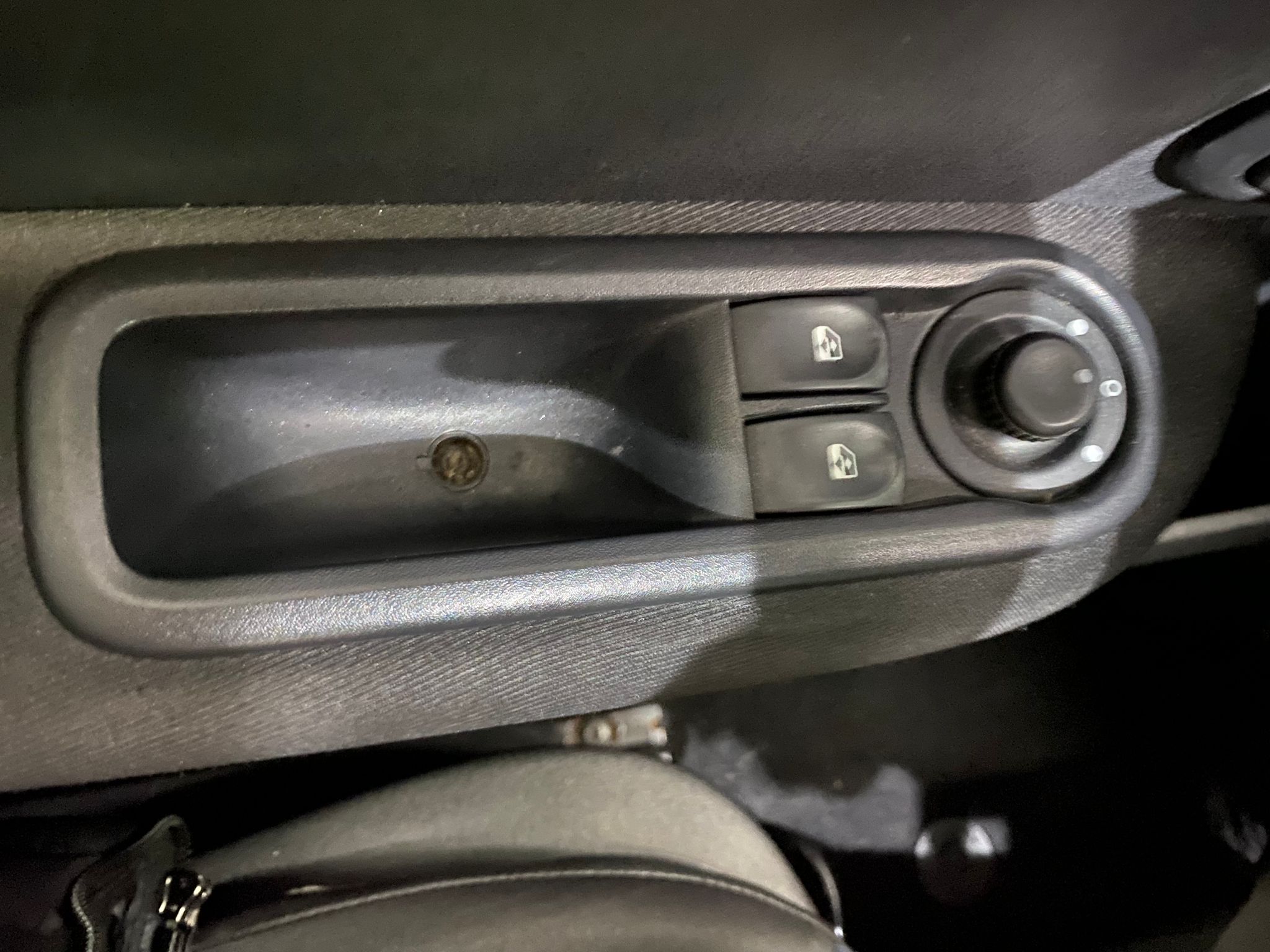 RENAULT CLIO 1.5 DCI, 2013 GODINA, ALU FELGE, KLIMA