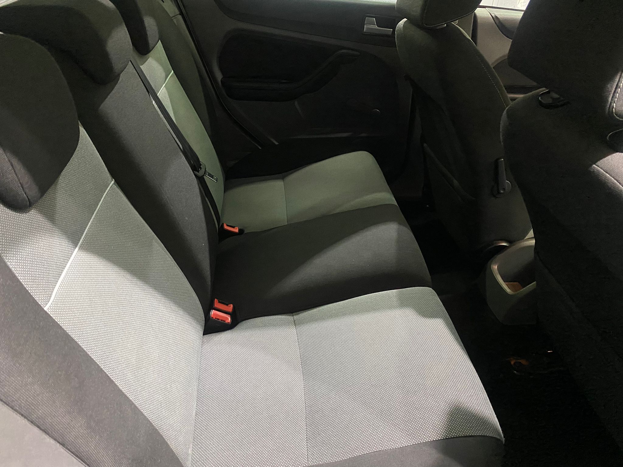 FORD FOCUS 1.6 TDCI SW, 2010 GOD, REGISTROVAN