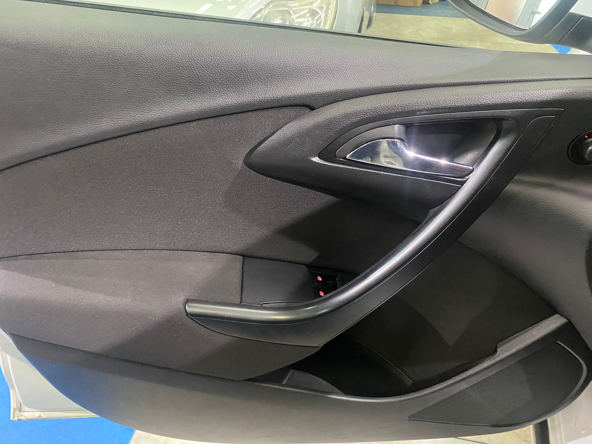 OPEL ASTRA J 1.4i, 2012 GODINA, 80000 KM PREŠLA