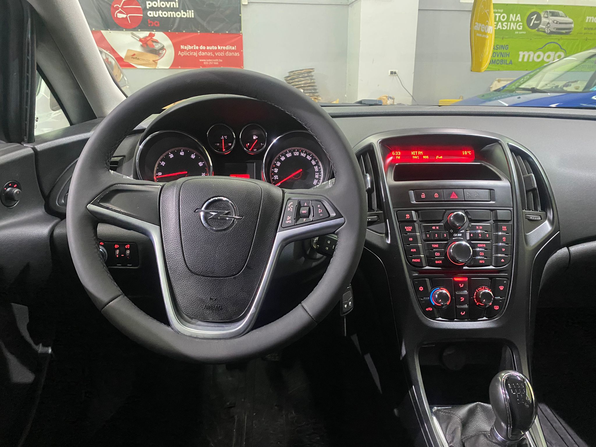 OPEL ASTRA J 1.4i, 2012 GODINA, 80000 KM PREŠLA