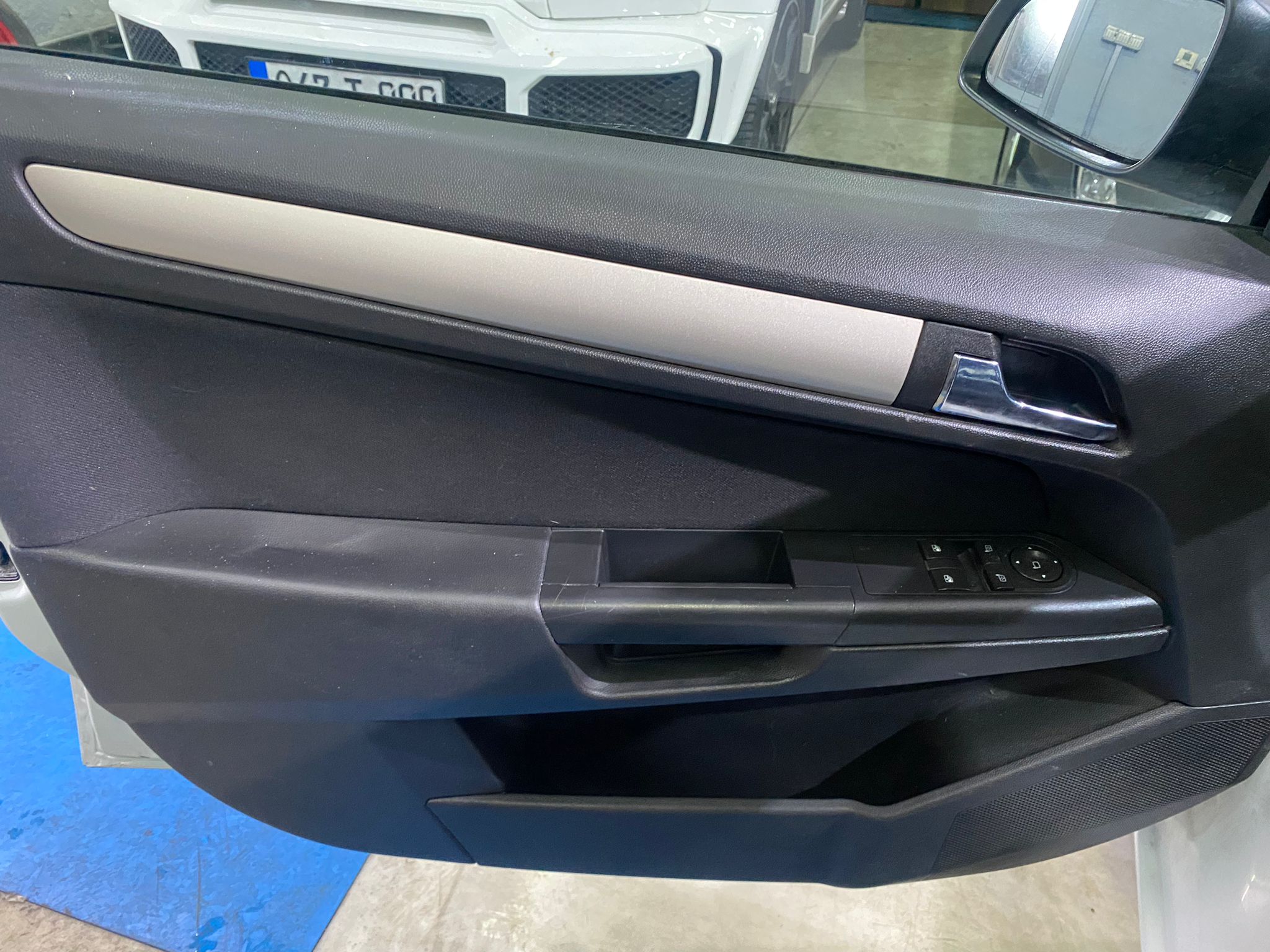 OPEL ASTRA 1.9 CDTI, 2008 GODINA, NAVIGACIJA