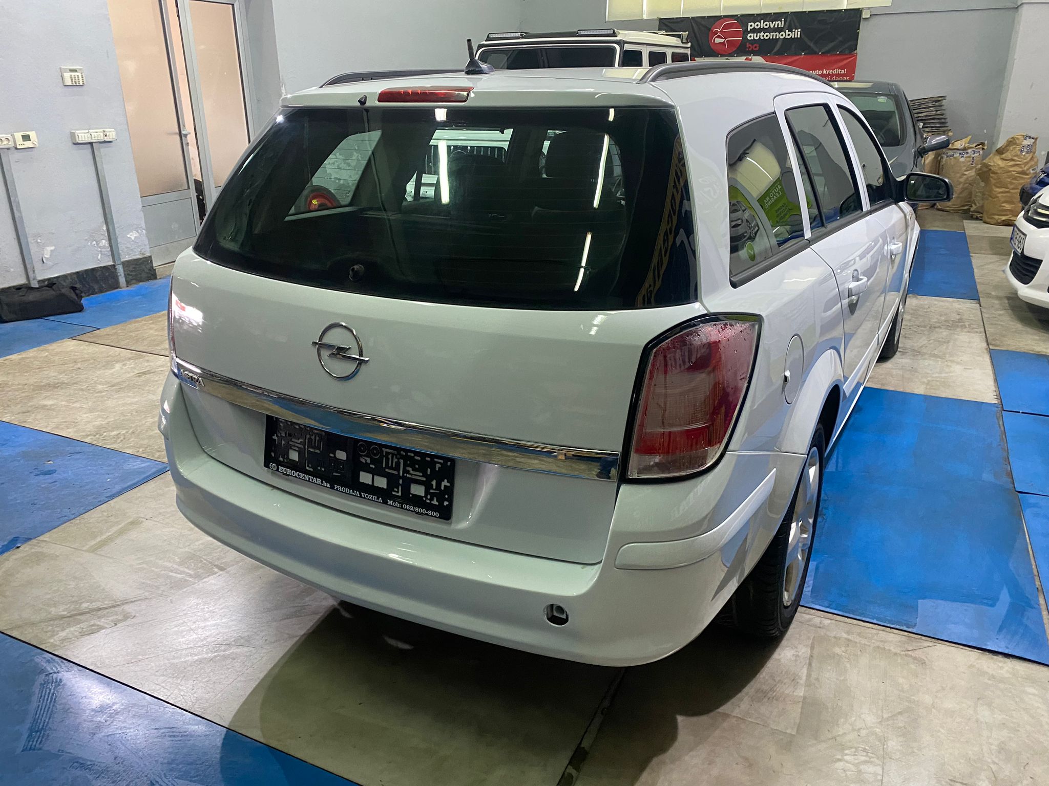 OPEL ASTRA 1.9 CDTI, 2008 GODINA, NAVIGACIJA