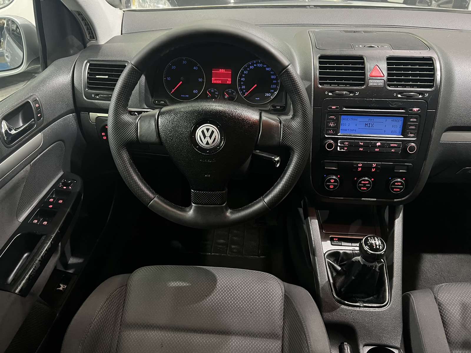 VW GOLF V 2.0 TDI, 2004 GODINA, REGISTROVAN