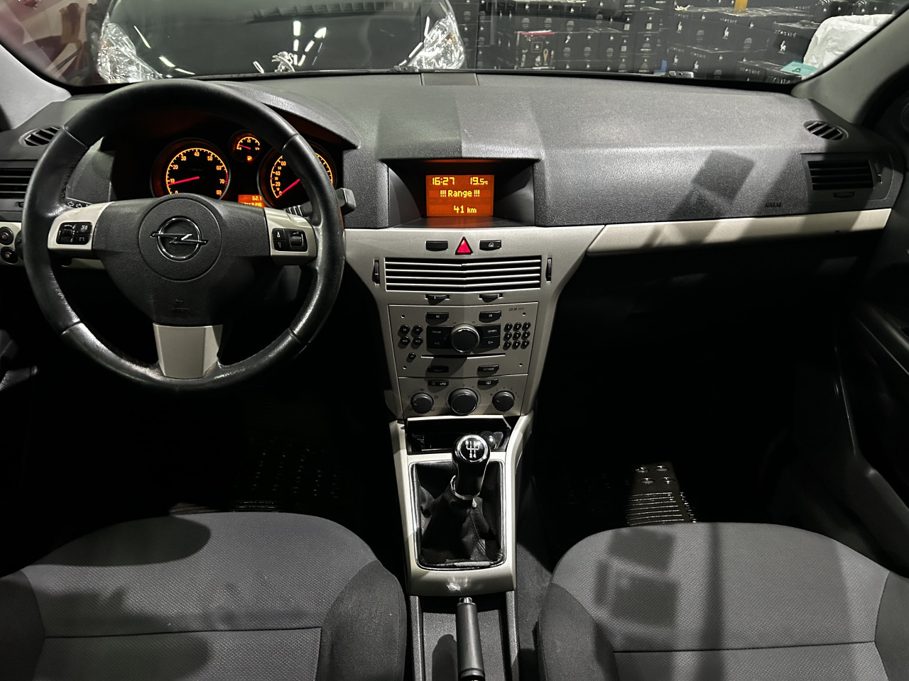 OPEL ASTRA GTC 1.6i, 2008 GODINA, ALU FELGE, KLIMA