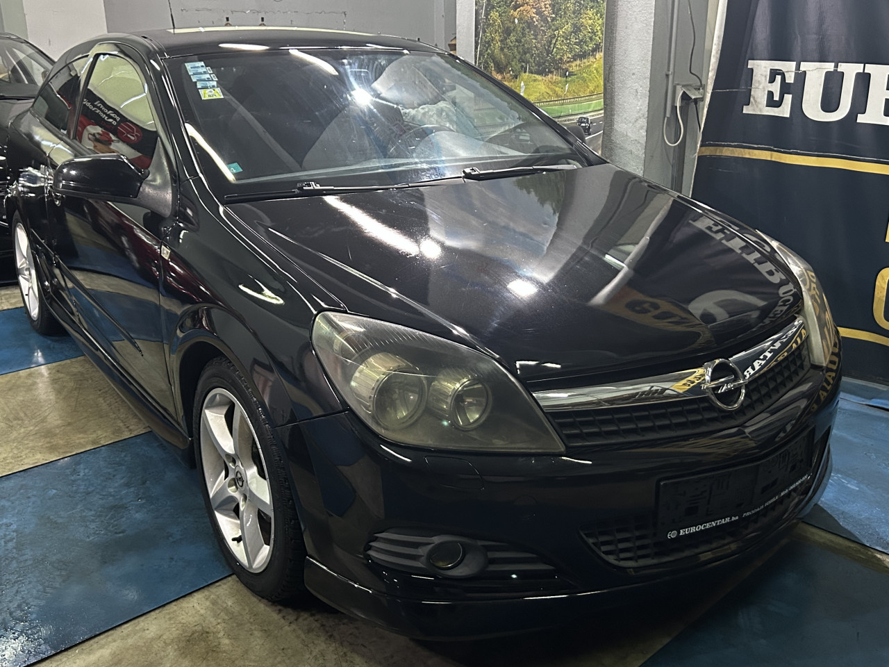 OPEL ASTRA GTC 1.6i, 2008 GODINA, ALU FELGE, KLIMA