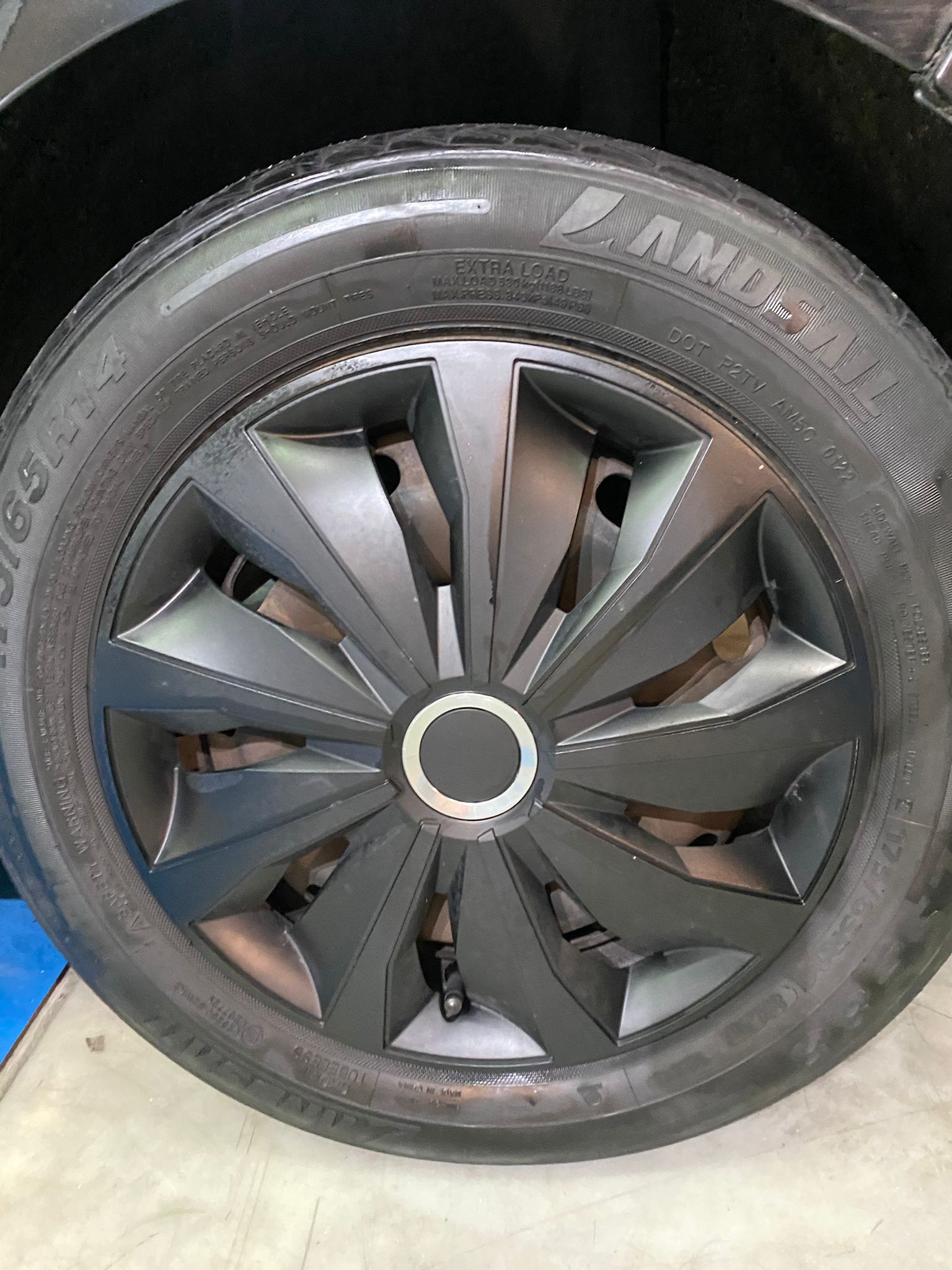 FORD FIESTA 1.6 TDCI, 2011 GOD, VOLAN S KOMANDAMA