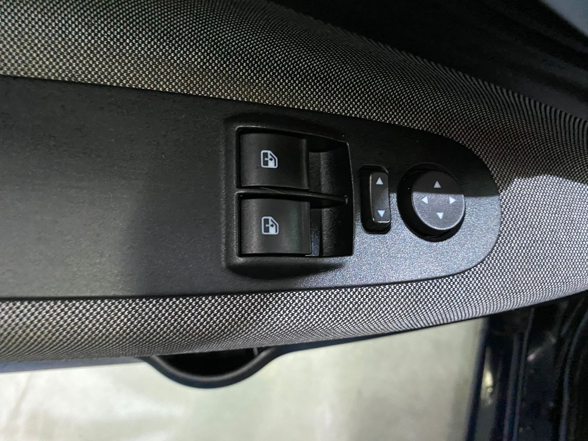 FIAT PUNTO EVO 1.3 mJET, 2011 GODINA, DIGITALNA KLIMA