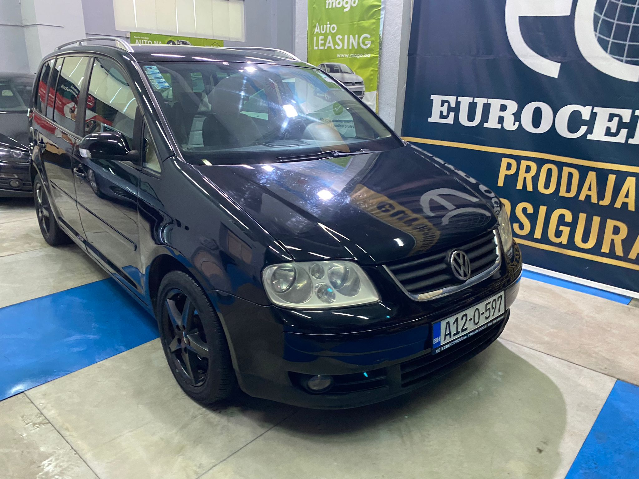 VW TOURAN 2.0 TDI, DSG, 2004 GOD, REGISTROVAN