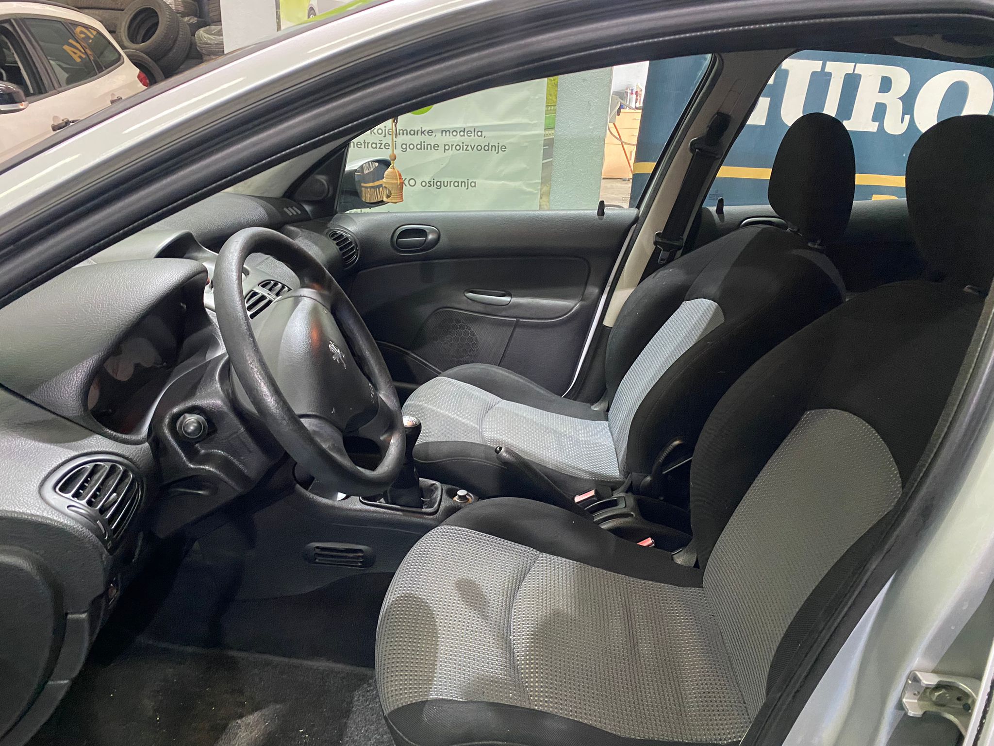 PEUGEOT 206 1.4 HDI, 2005 GODINA, KLIMA