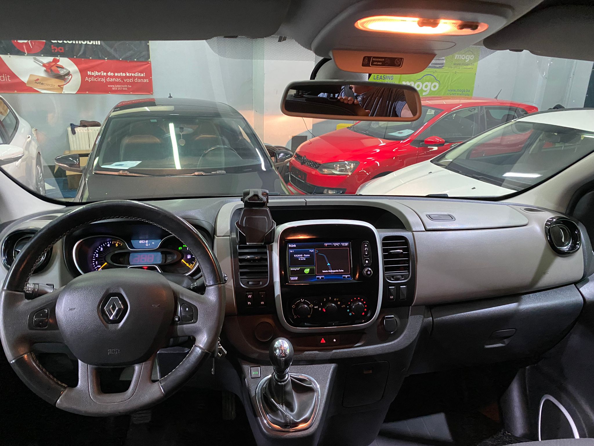 RENAULT TRAFIC 1.6 DCI, 2016 GOD, 7+1 SJED, REGISTROVAN