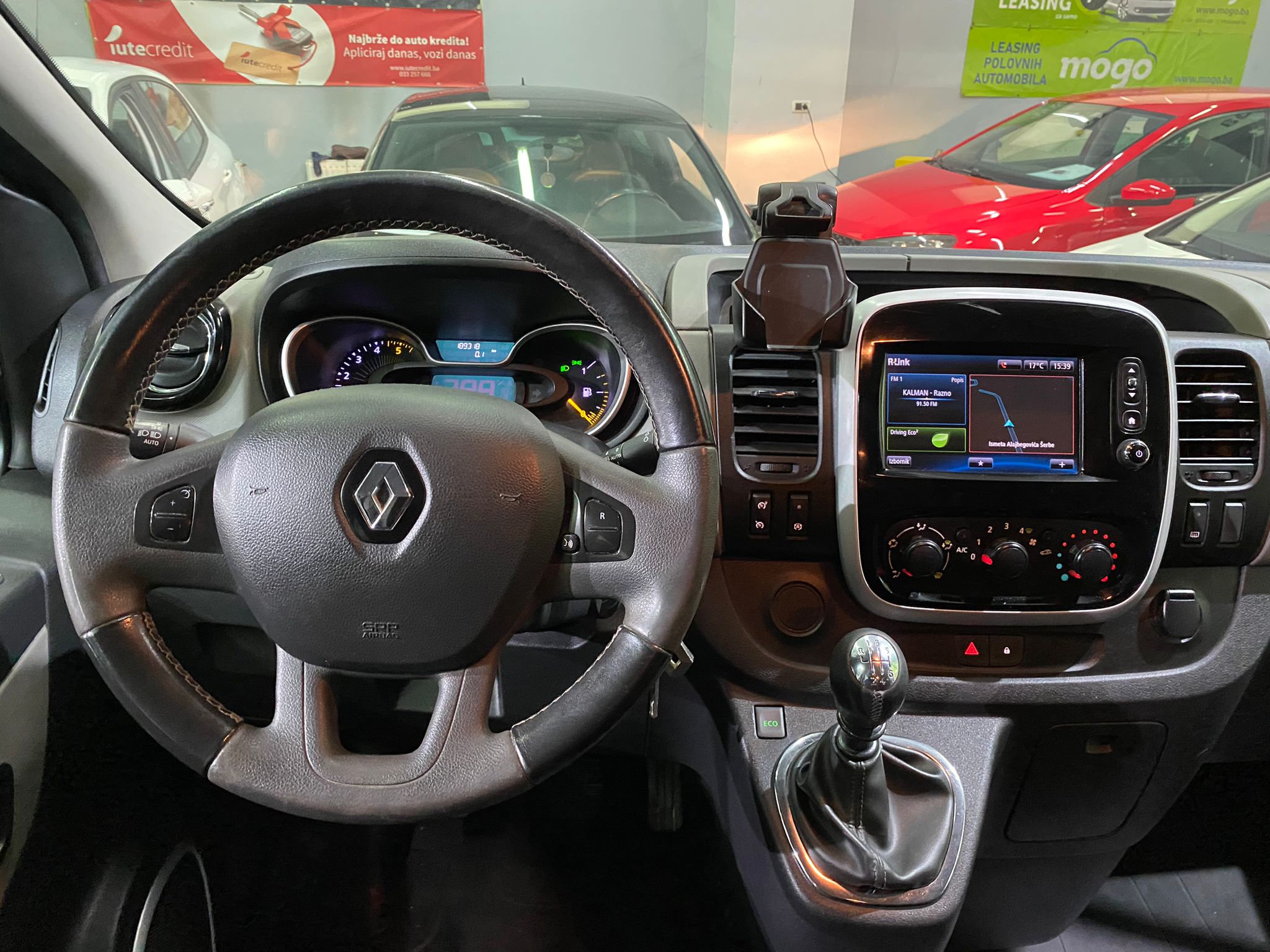 RENAULT TRAFIC 1.6 DCI, 2016 GOD, 7+1 SJED, REGISTROVAN