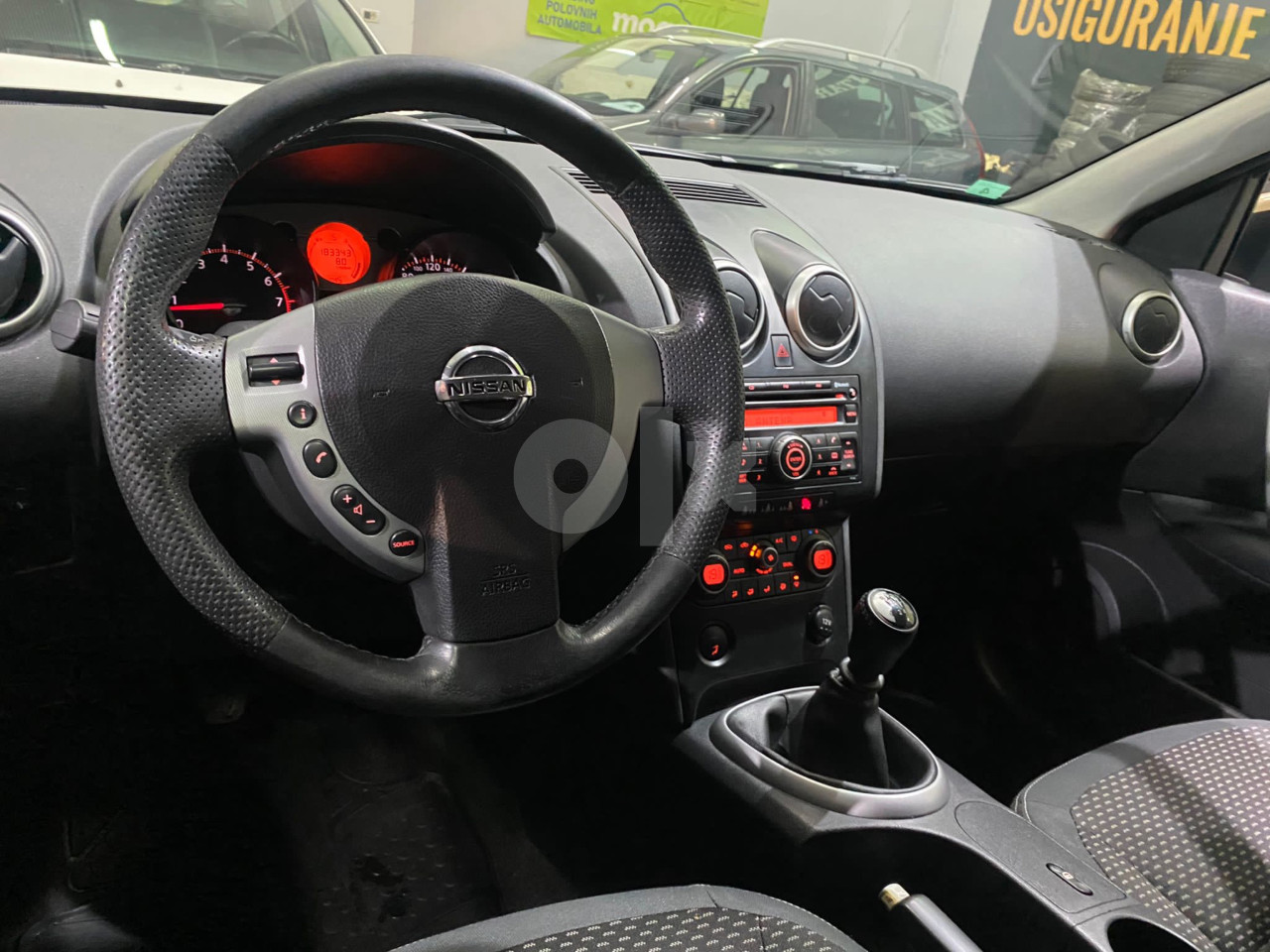 NISSAN QASHQAI 2.0 BENZIN , 2008 GODINA, REGISTROVAN