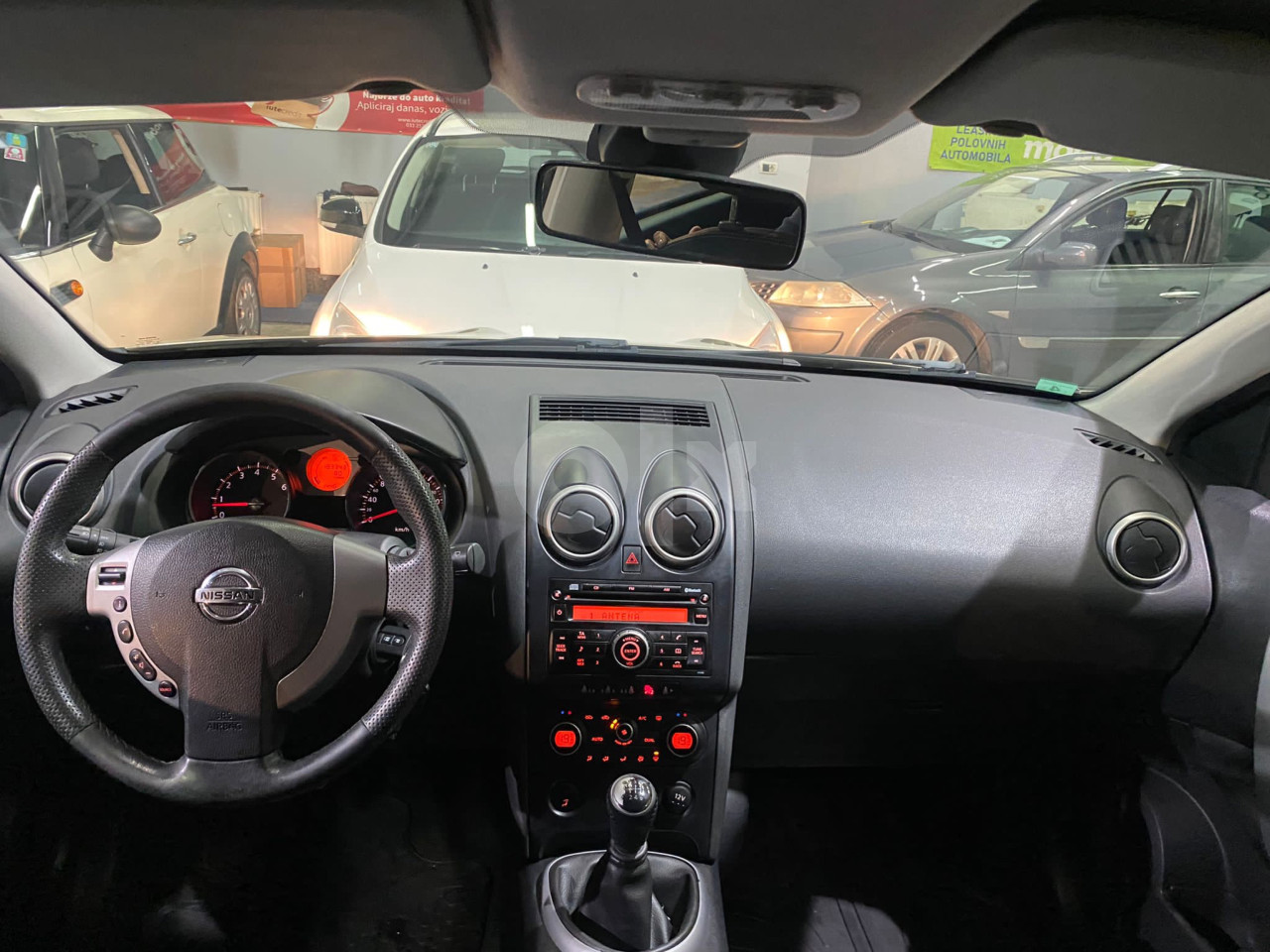 NISSAN QASHQAI 2.0 BENZIN , 2008 GODINA, REGISTROVAN
