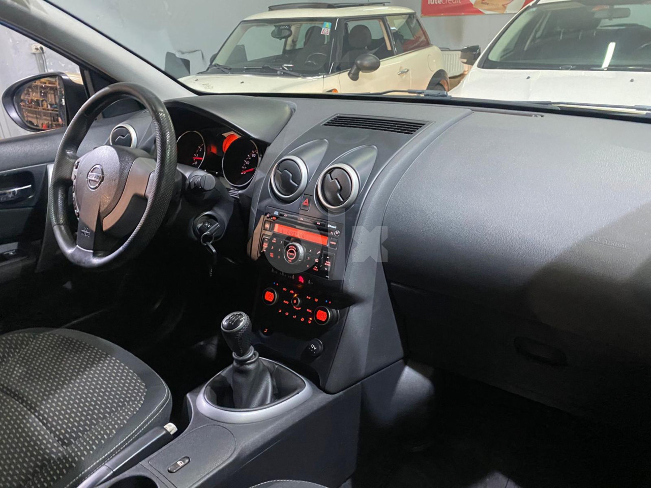 NISSAN QASHQAI 2.0 BENZIN , 2008 GODINA, REGISTROVAN