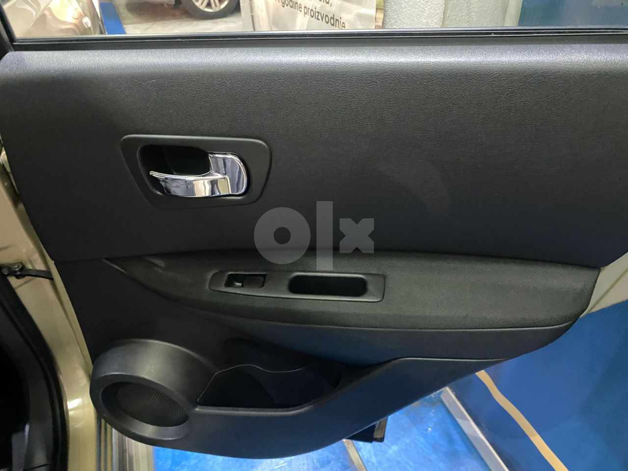 NISSAN QASHQAI 2.0 BENZIN , 2008 GODINA, REGISTROVAN