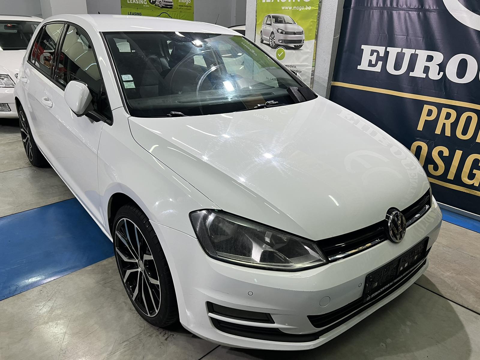 VW GOLF VII 1.6 TDI, 2014 GOD, ALU FELGE NAVIGACIJA