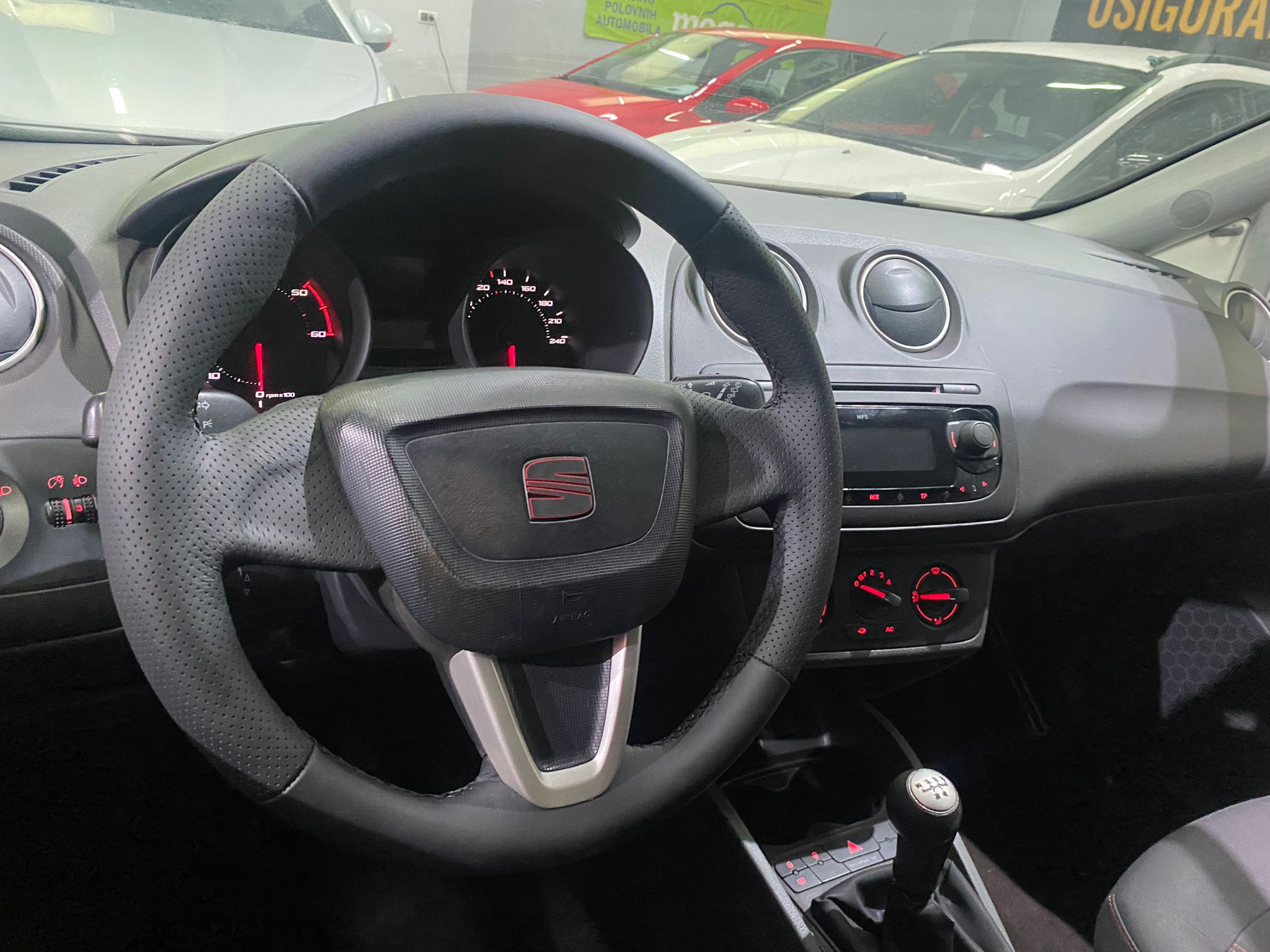 SEAT IBIZA 1.2 TDI, 2011 GODINA, ALU FELGE, KLIMA