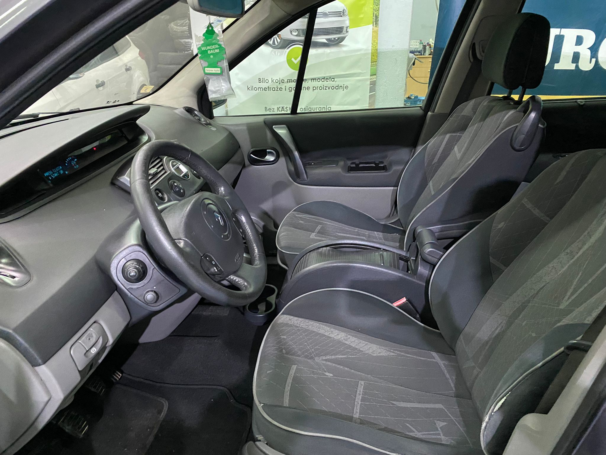 RENAULT SCENIC 1.9 DCI, 2004 GODINA, REGISTROVAN