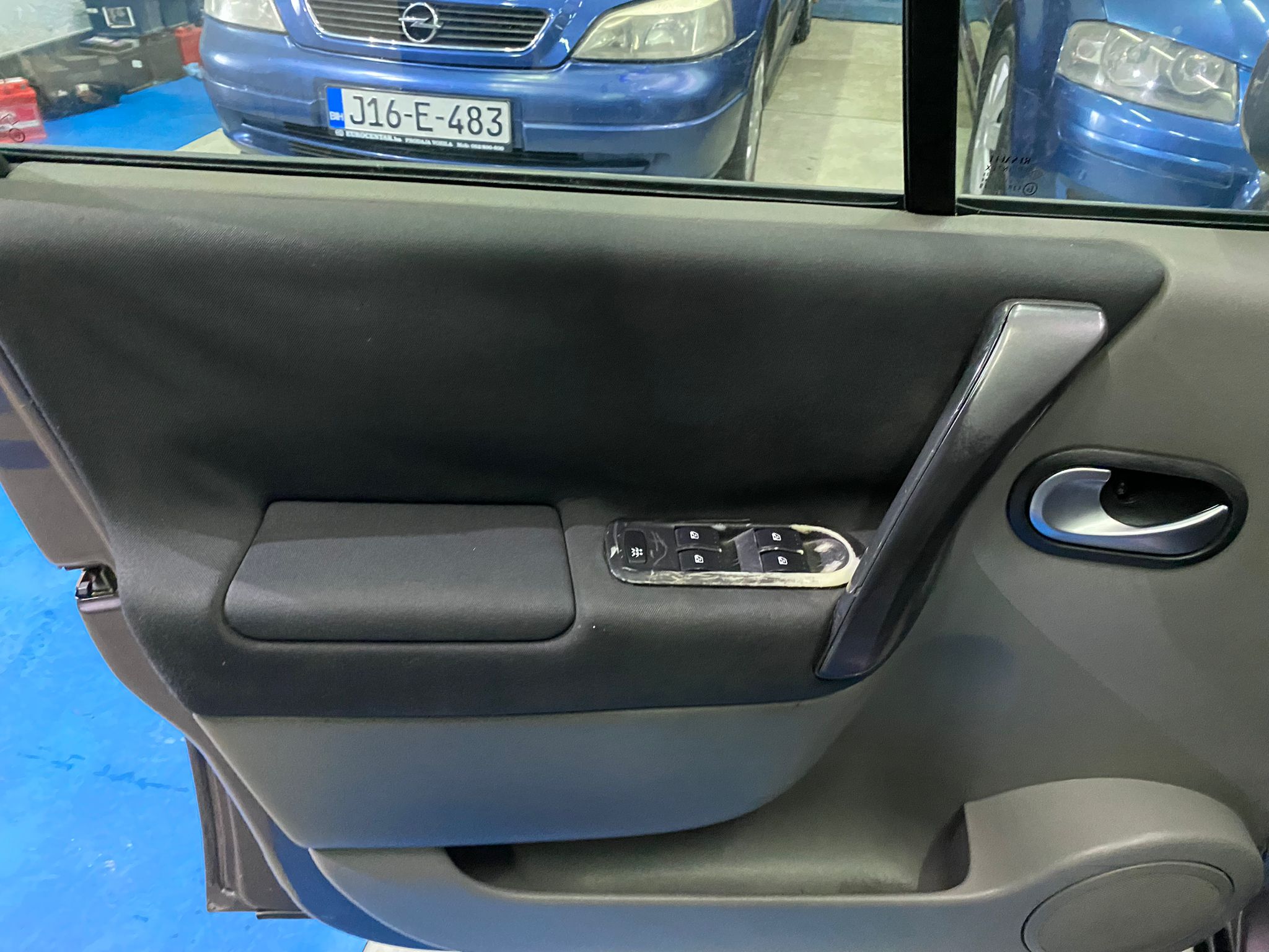 RENAULT SCENIC 1.9 DCI, 2004 GODINA, REGISTROVAN