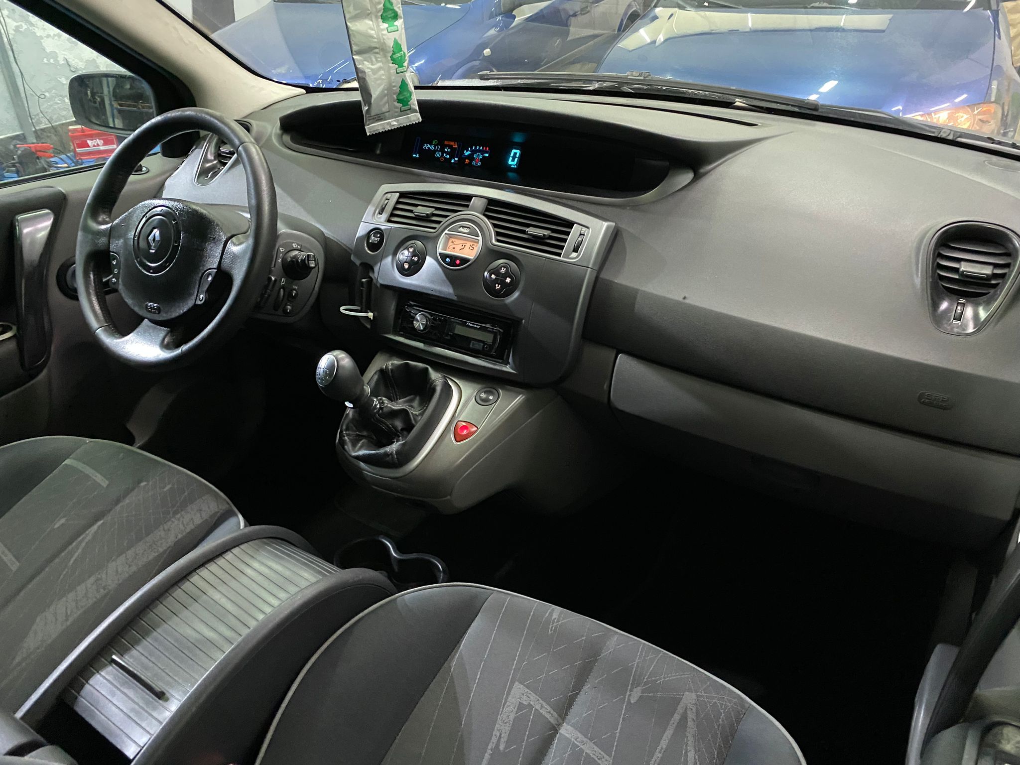 RENAULT SCENIC 1.9 DCI, 2004 GODINA, REGISTROVAN