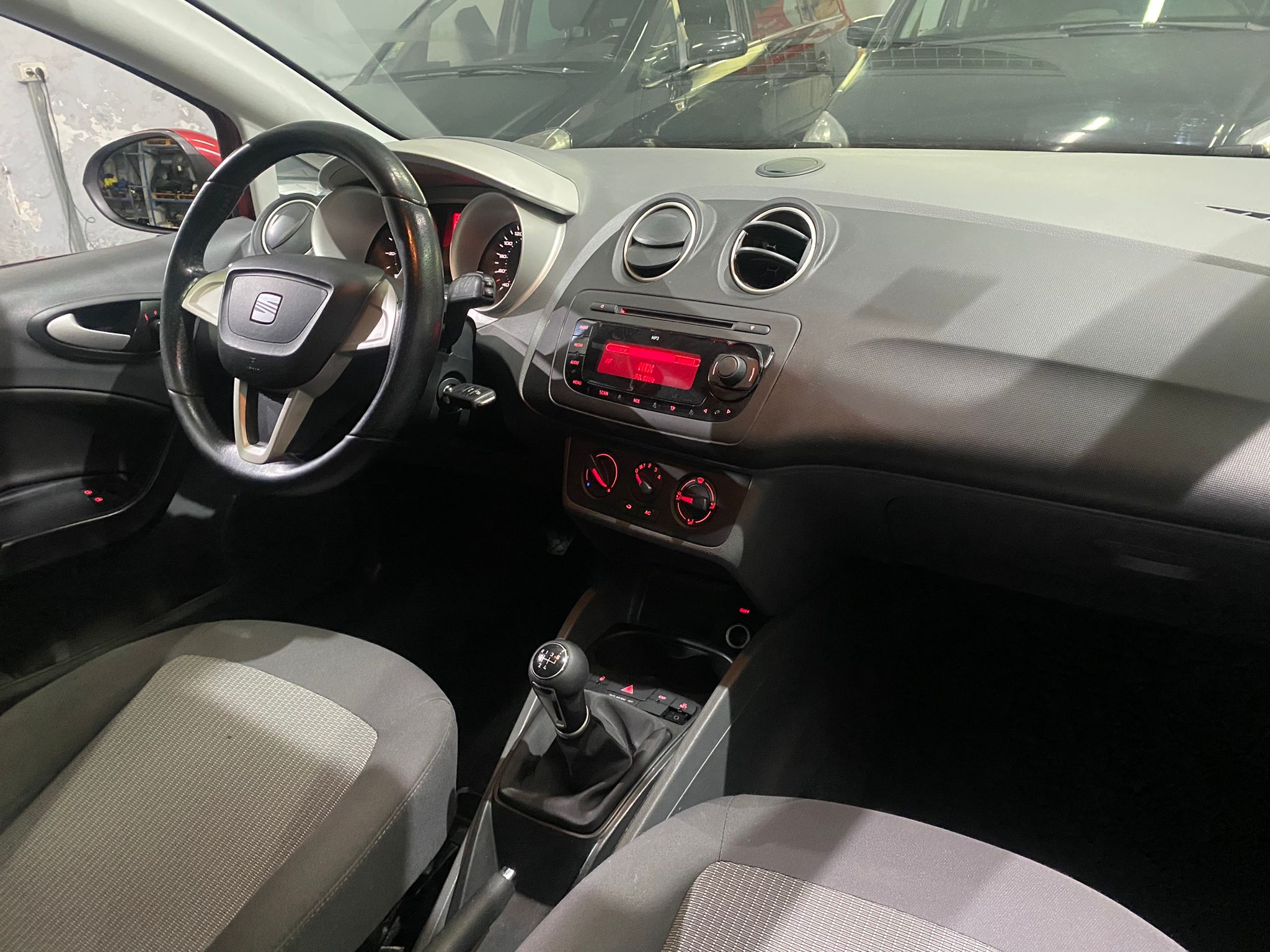SEAT IBIZA 1.2 TDI, 2010 GOD, ALU FELGE, KLIMA