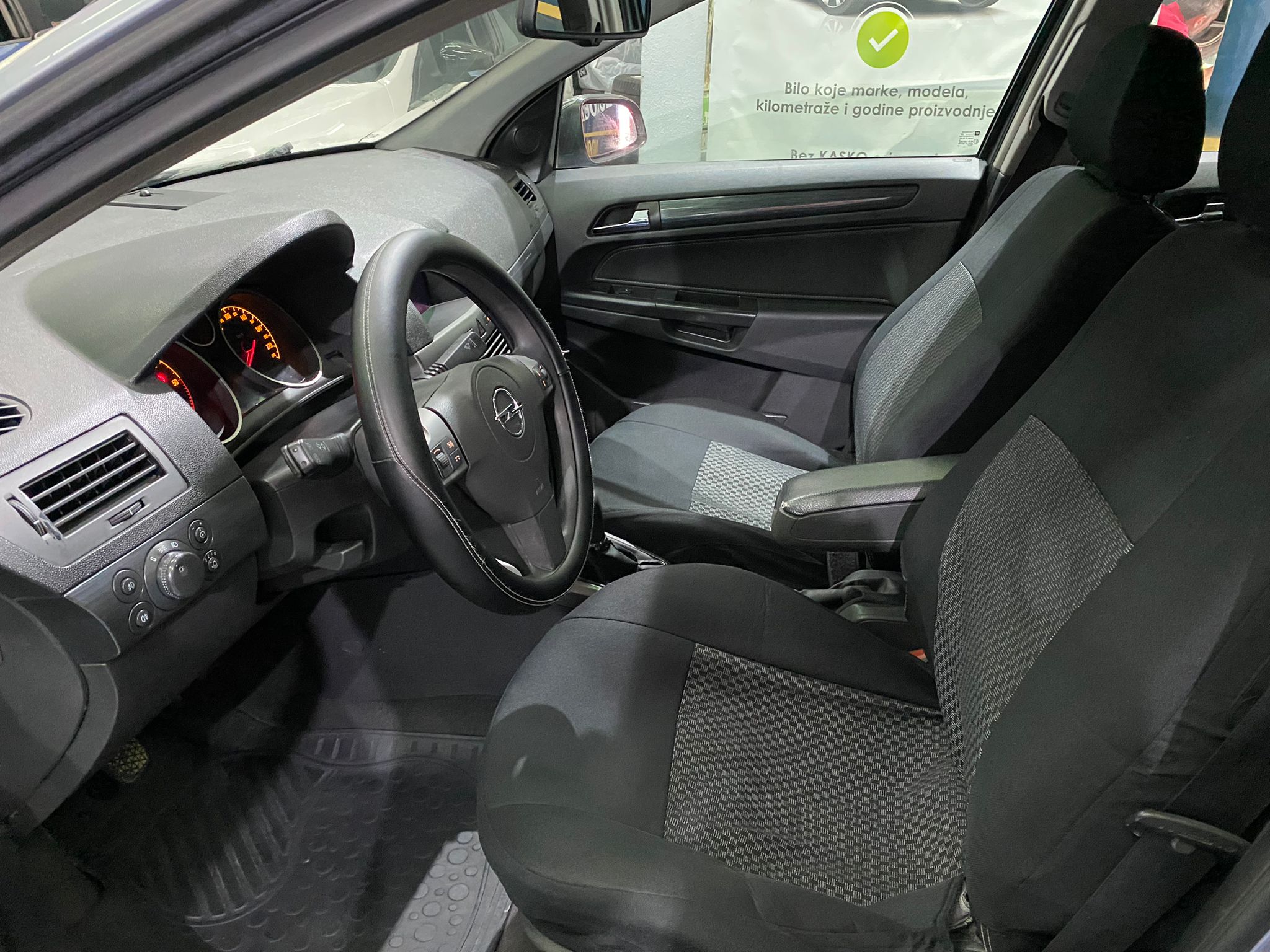 OPEL ASTRA 1.7 CDTI, 2006 GODINA, ALU FELGE, KLIMA